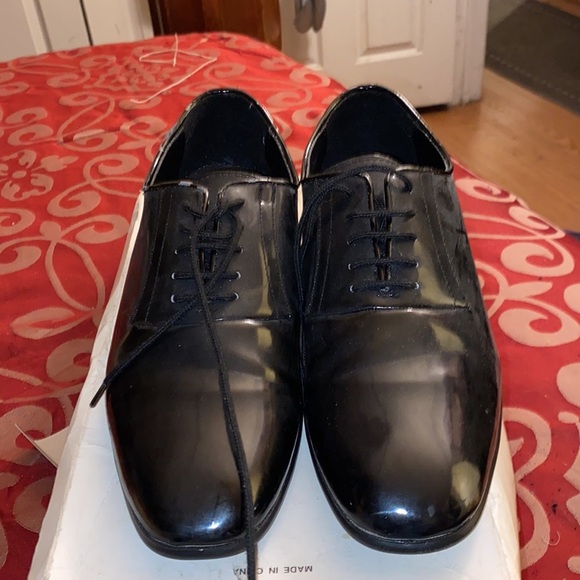 Black lace up shoes - Picture 2 of 8